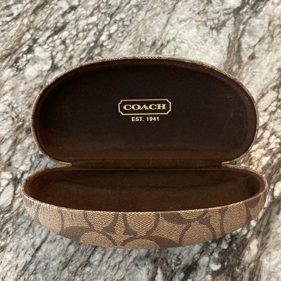 Large Coach sunglasses case - Picture 3 of 3